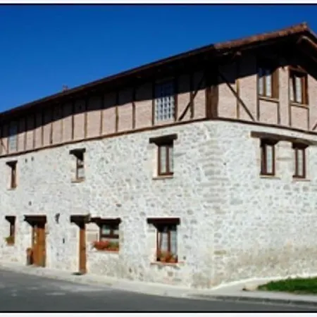 Zadorra Etxea Casa