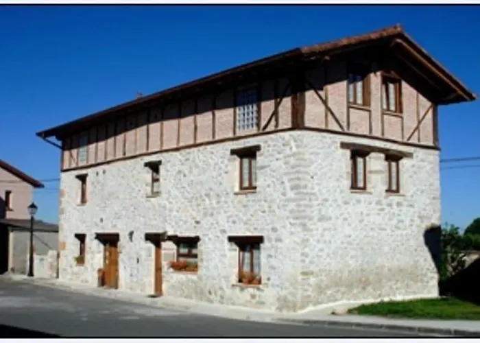 Zadorra Etxea Casa *