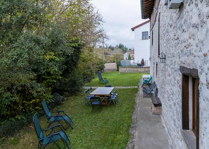 Zadorra Etxea Casa *