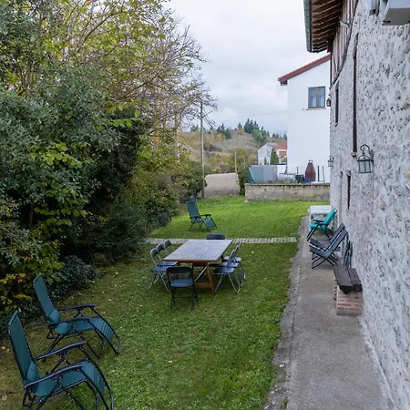 Zadorra Etxea Casa *