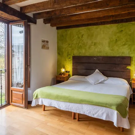 Zadorra Etxea Casa בית כפרי