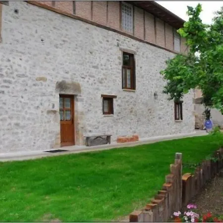 Zadorra Etxea Casa בית כפרי *