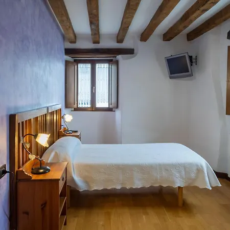Zadorra Etxea Casa